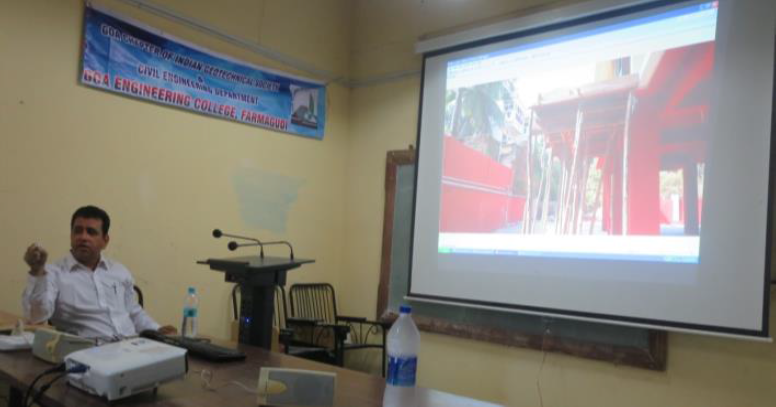 Expert talk by College alumnus Mr. Ravindra Palyekar
